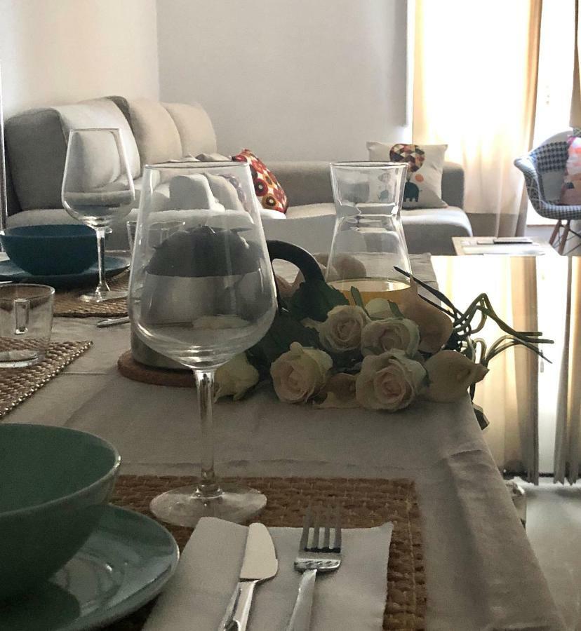 Gatu Premium Villa Aramburu, " Preferente Mayores De 25 Anos Y Familias " El Puerto de Santa María Eksteriør billede